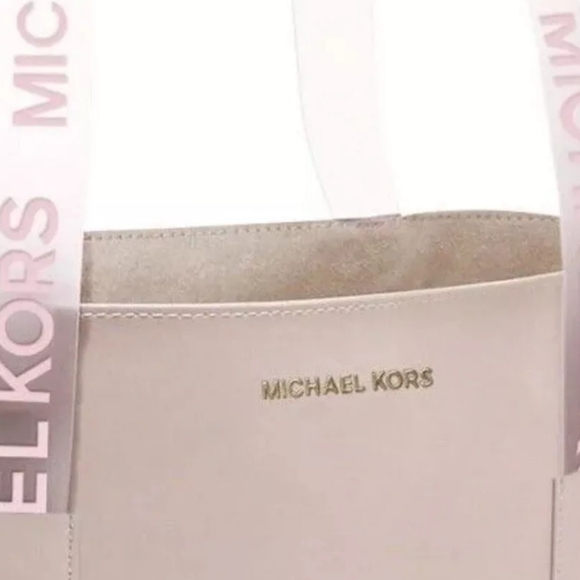 NEW MICHAEL KORS BLUSH PINK PATENT TOTE SHOULDER BAG - Picture 2 of 8